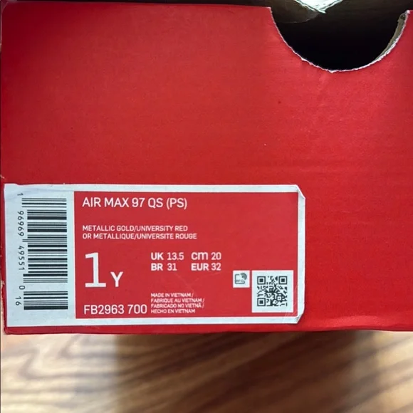 Nike Black and Red High-Top Sneakers - Picture 6 of 6